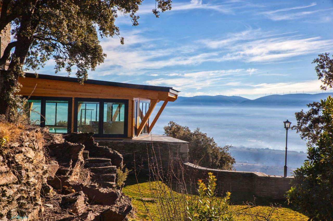 The Rock Suites & Spa Congosto Eksteriør bilde