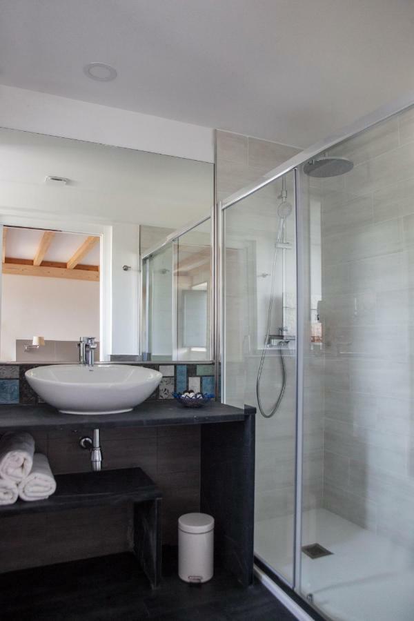 The Rock Suites & Spa Congosto Eksteriør bilde