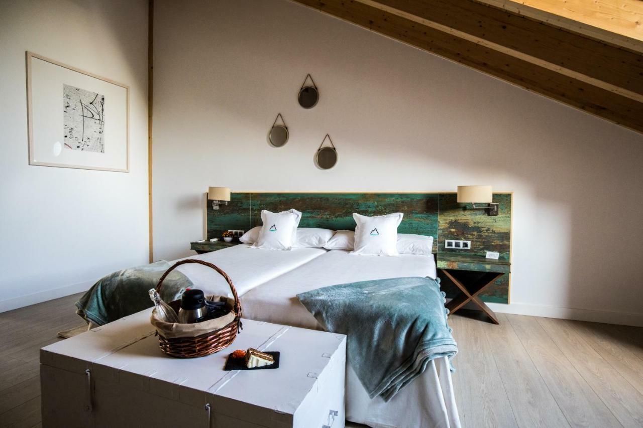 The Rock Suites & Spa Congosto Eksteriør bilde